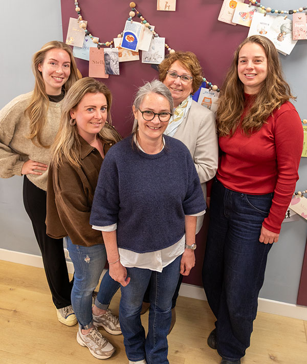 Verloskundigen Sigrid en Roos